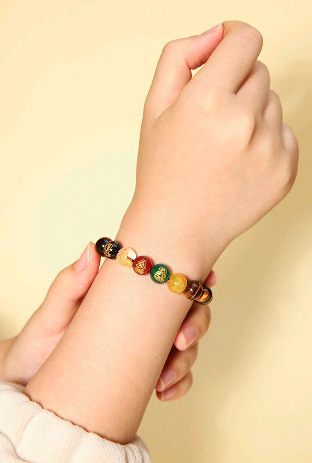 Unleash Prosperity with the Tiger's Eye Crystal Wealth God Bracelet